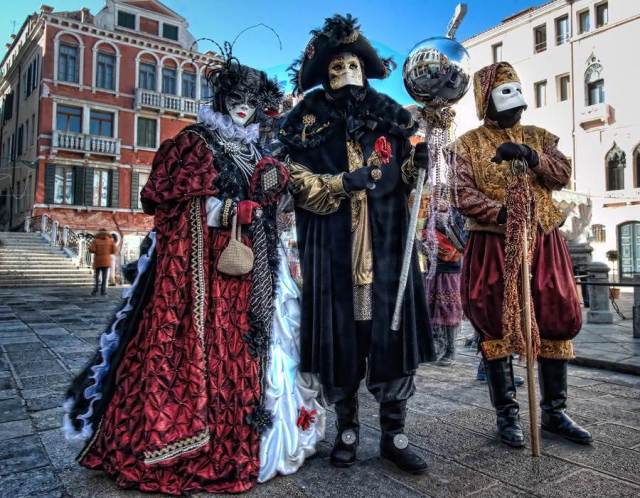 Carnevale di Venezia 2025: maschere, storia, eleganza, eventi indimenticabili, un'esperienza unica al mondo.