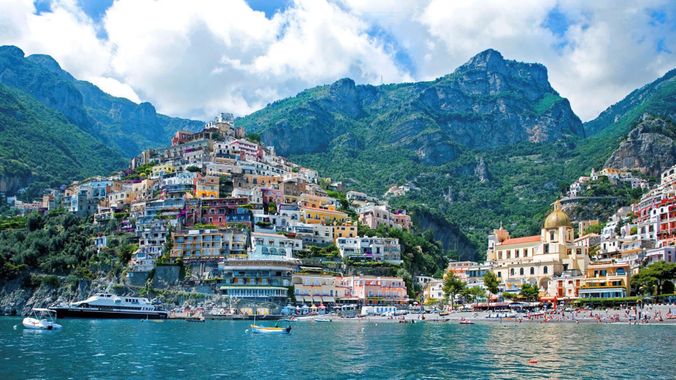 Amalfi e i borghi della costiera amalfitana Amalfi e i borghi della costiera amalfitana