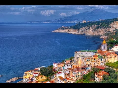 Partendo da Napoli per la circumvesuviana e arrivo a Sorrento Auto Partendo da Napoli per la circumvesuviana e arrivo a Sorrento Auto