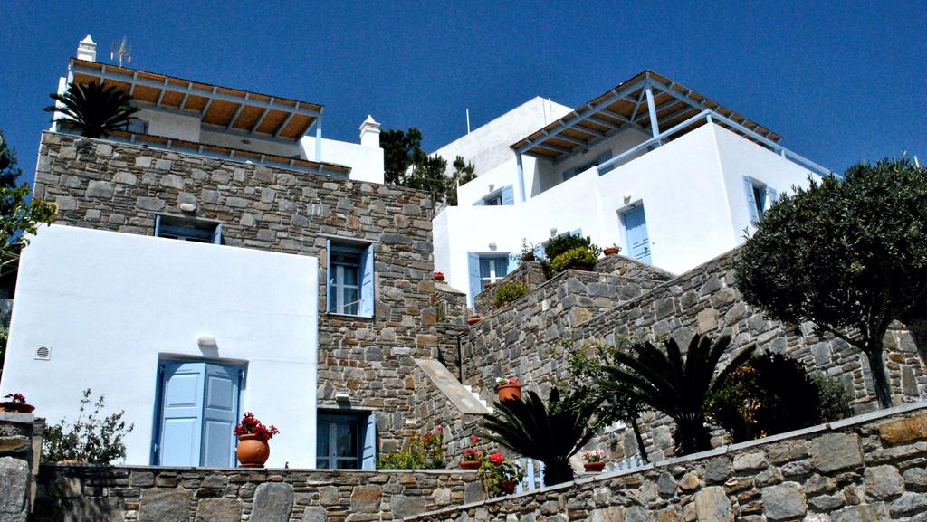 Cosa Fare dove Dormire dove mangiare Serifos