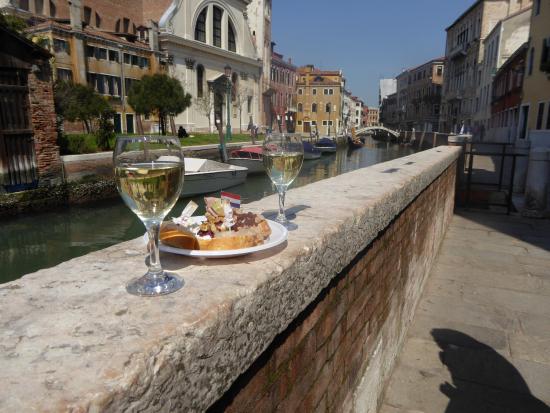 Tra le colline del Veneto, alla scoperta del prosecco
