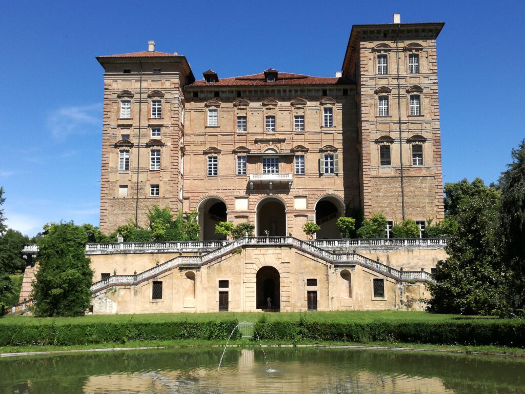 I castelli medievali e reali del Piemonte