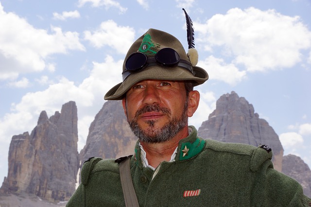 Alla, conquista del Piccolo Lagazuoi, la vetta protagonista della Grande Guerra Alla, conquista del Piccolo Lagazuoi, la vetta protagonista della Grande Guerra