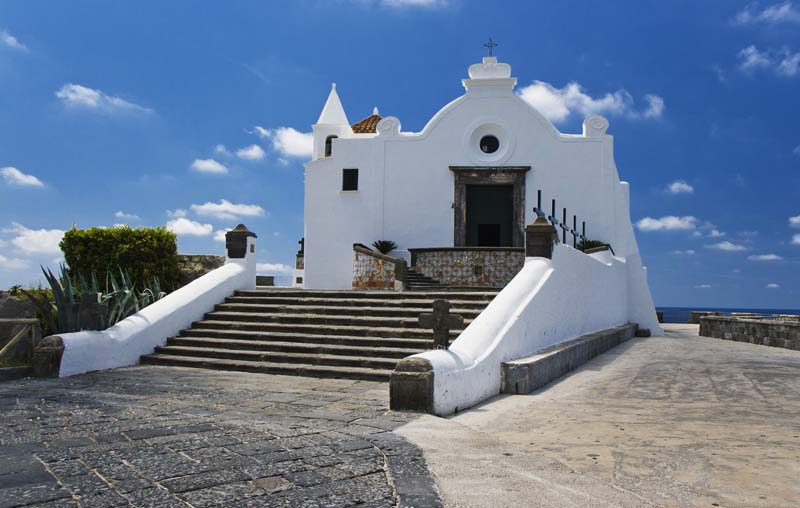 Ischia cosa vedere e come raggiungerla La Chiesa del Soccorso a Forio dIschia
