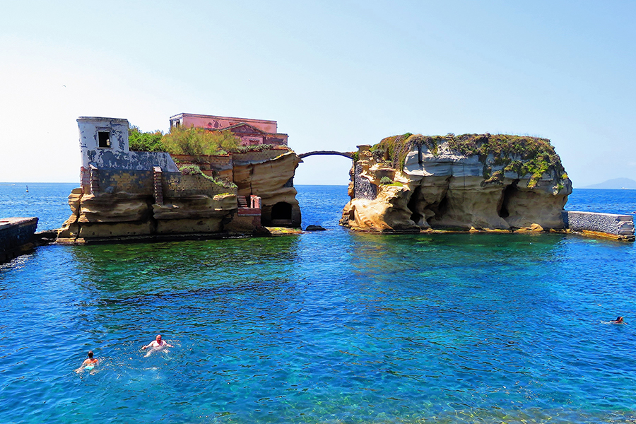 Isoletta della Gaiola Napoli