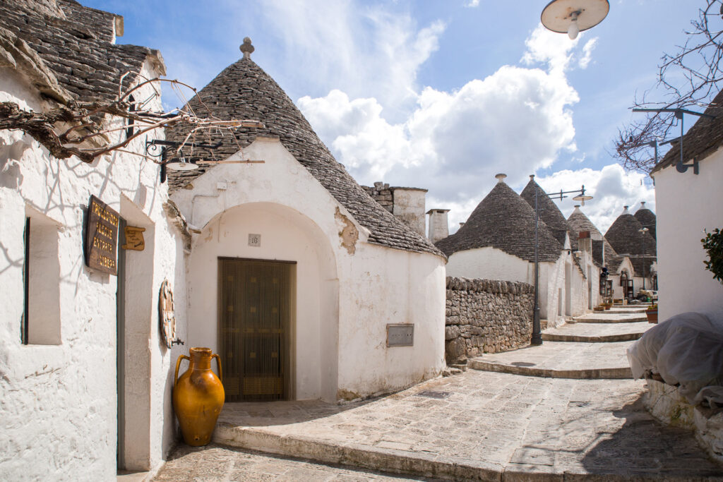 Alberobello stradine e trulli