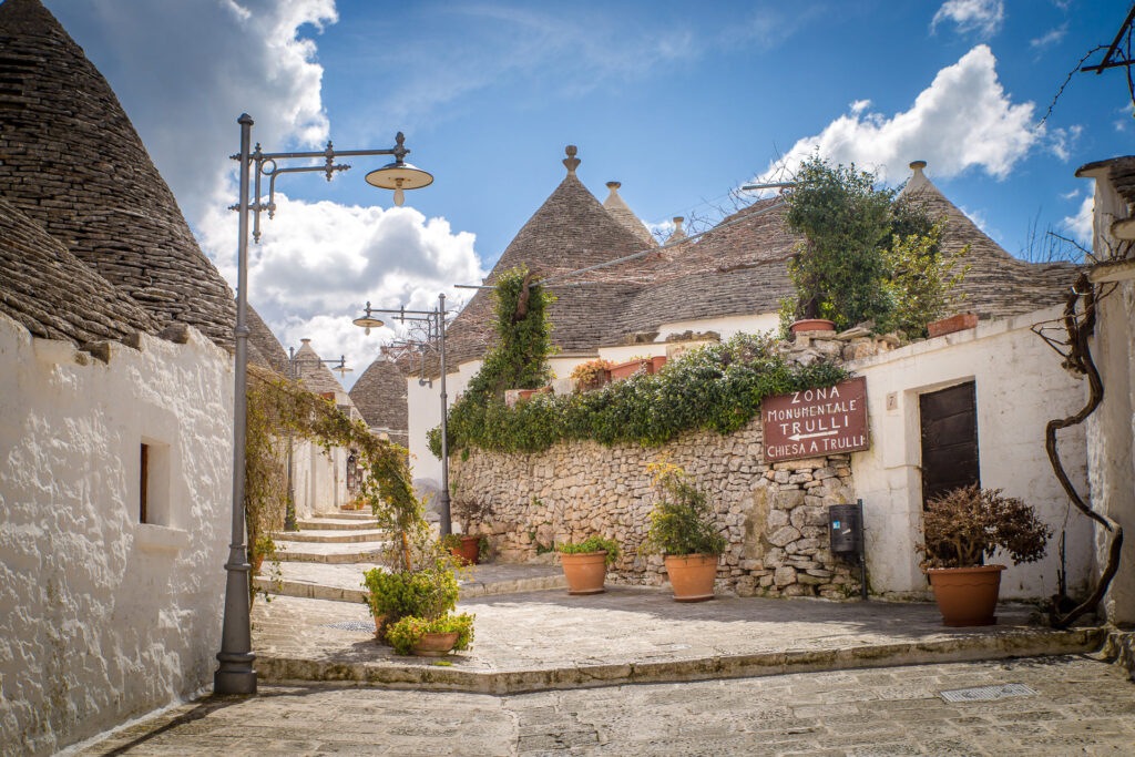 alberobello tipici trulli