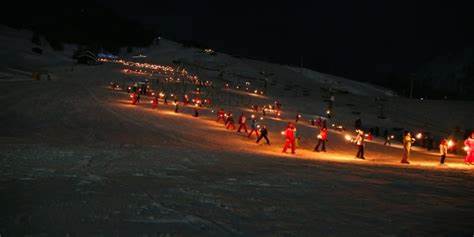 The 8 things to do for a traditional New Year's Eve 2025 in Livigno livigno fiaccolate