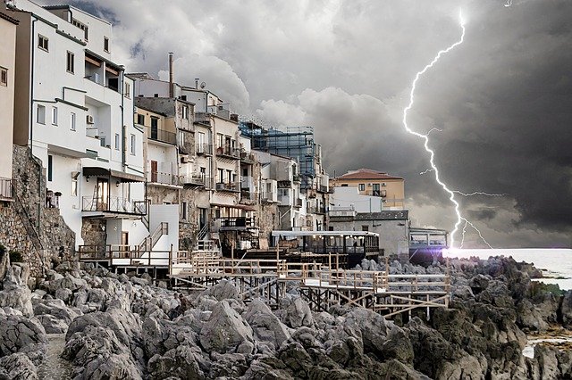 Borghi e Siti archeologici da visitare vicino Palermo lightning gb