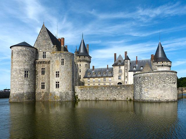 Chateau de Sully Sur Loire