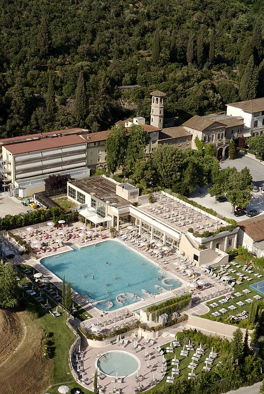 Le 10 sorgenti termali libere e gratuite in Italia px Piscina termale di Grotta Giusti