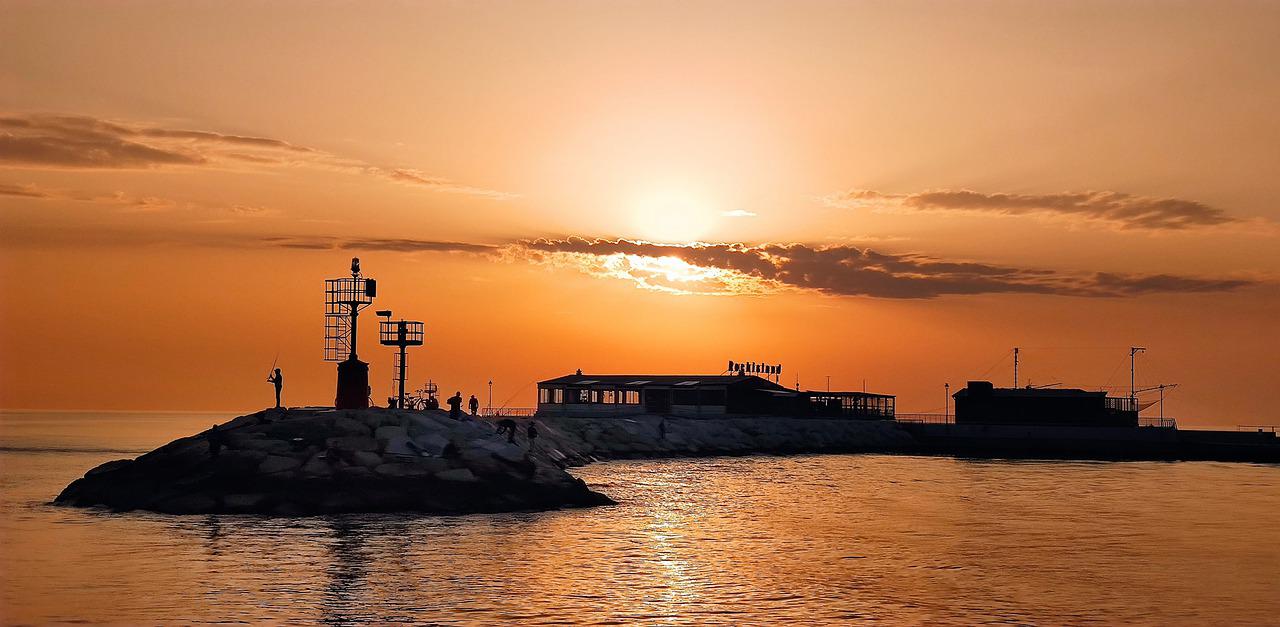Rimini al tramonto