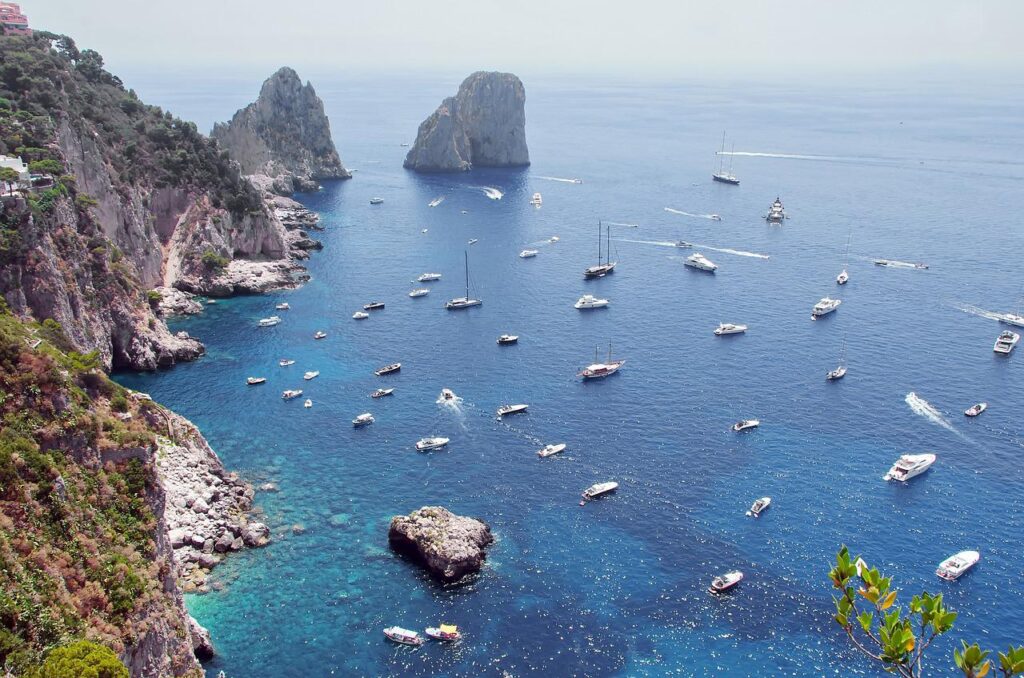 Capri con faraglioni