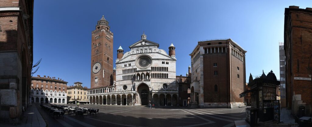 cremona vista della cattedrale
