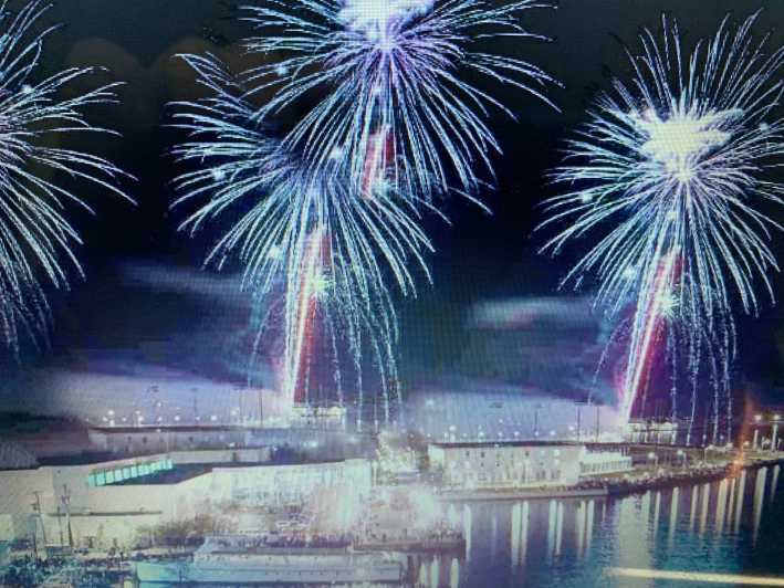 Come trascorrere il Capodanno a Lisbona in famiglia fuochi dartificio a Capodanno a Lisbona