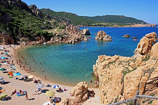 Sardegna nord-occidentale: Il miglior itinerario per 6-7-8 giorni in estate Costa Paradiso spiaggia di Li Cossi