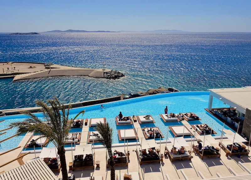 I migliori hotel per famiglia di Mykonos mykonos hotel cavo tagoo piscina