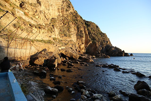 px Baia di sorgeto sorgente termale che sbuca direttamente in mare