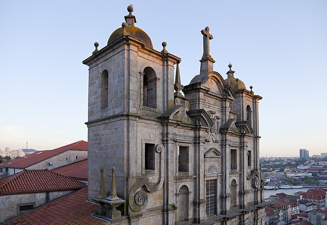 3 giorni a Porto: Itinerario definitivo di 2 o 3 giorni a Porto px Convento dos Grilos Oporto Portugal DD