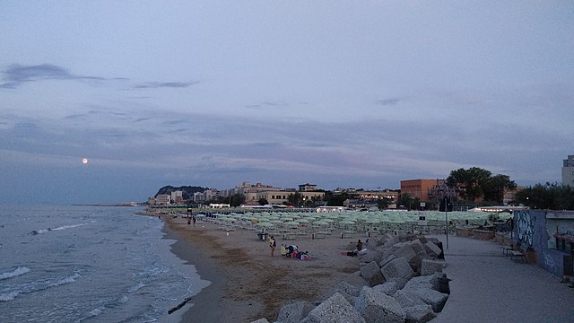 Pesaro spiaggia di levante