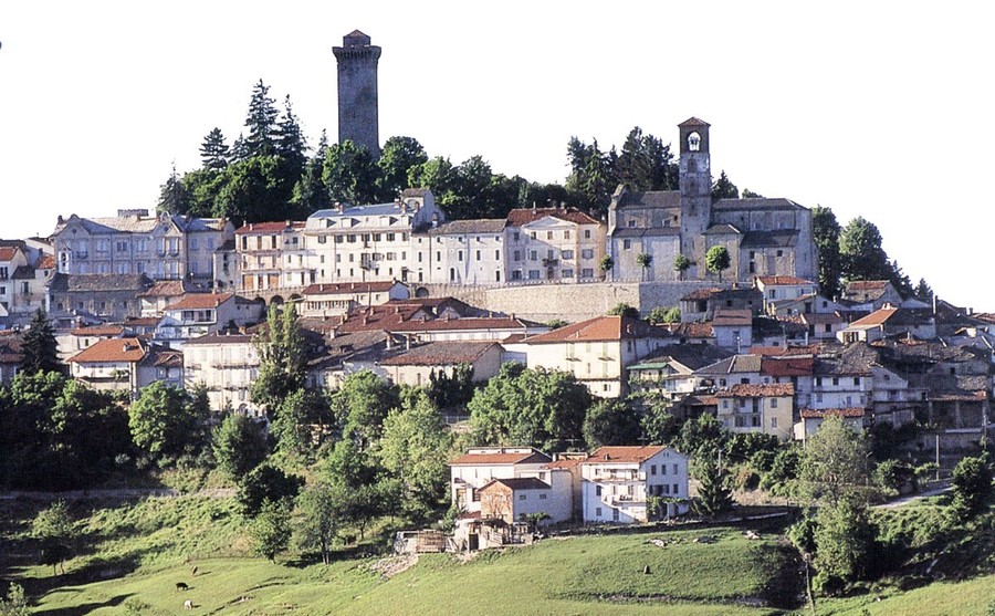 Le Langhe: il Piemonte più bello da vivere in autunno Murazzano Le Langhe