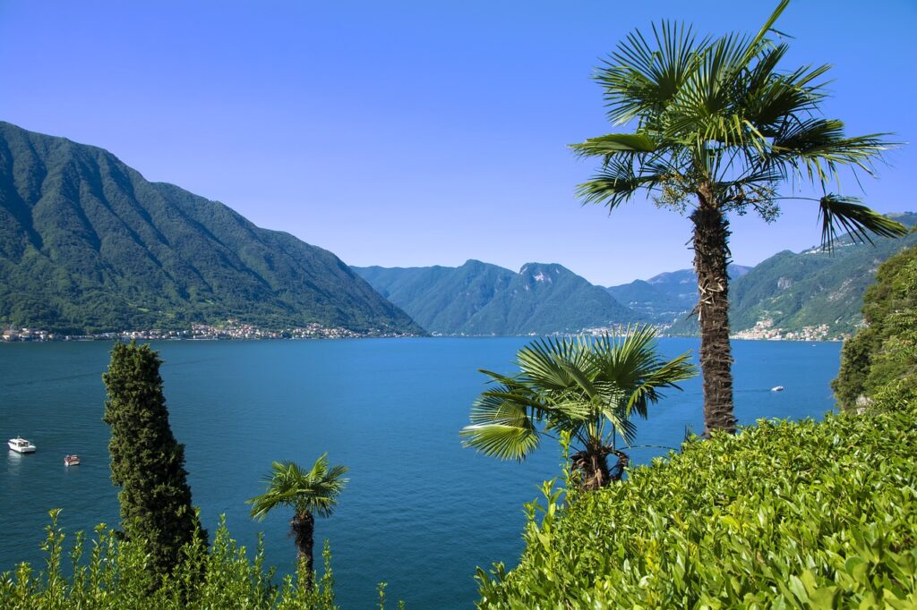 lago di como estate