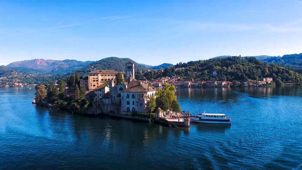 orta san giulio isola Copyright di https://www.impiegatagiramondo.it/
