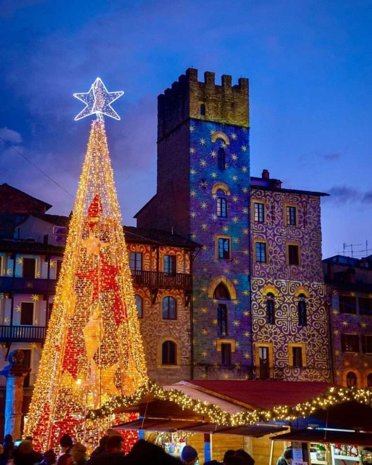 italy christmas tree arezzo