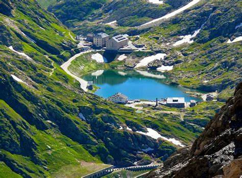 Passo del Gran San Bernardo Italia