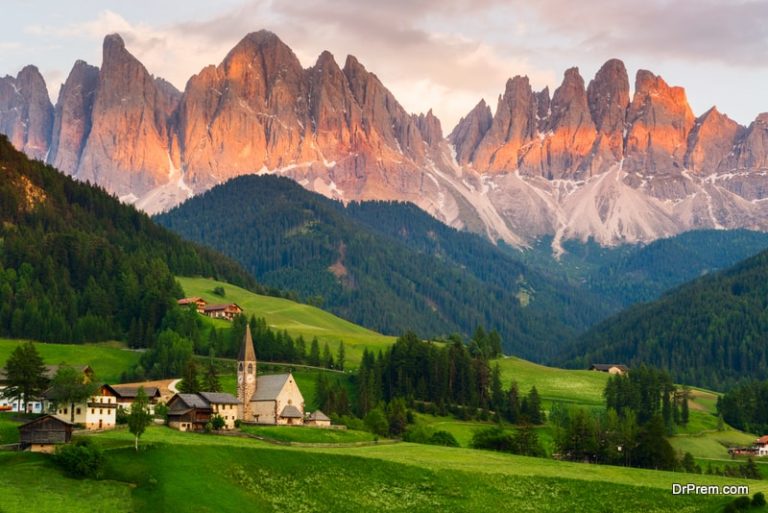 Escursioni mozzafiato: le migliori 20 escursioni in Europa Puez Odle Altopiano Dolomites Italy x