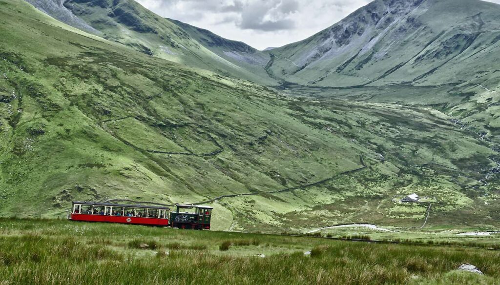 lanello nel Galles settentrionale treno