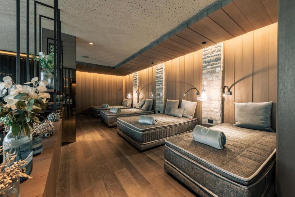 DOVE DORMIRE SUL LAGO DI GARDA: I MIGLIORI HOTEL E RESORT DOVE DORMIRE SUL LAGO DI GARDA: I MIGLIORI HOTEL E RESORT