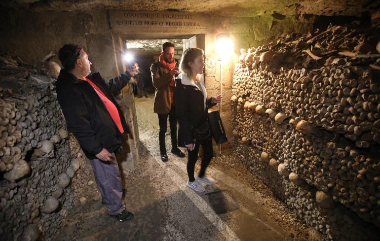 Luoghi esoterici di Parigi da visitare le catacombe di parigi