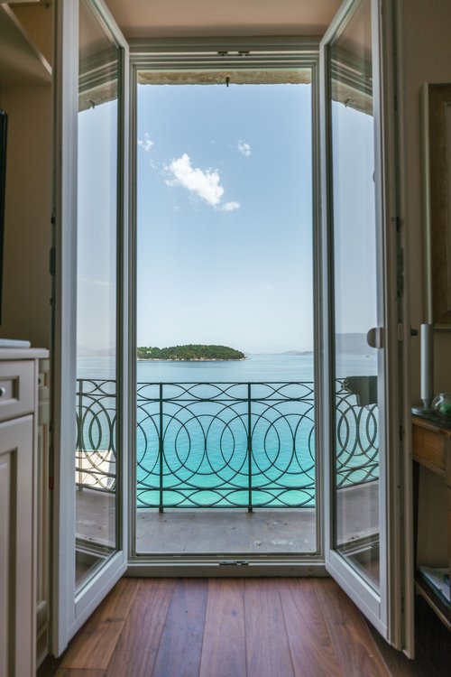 vista hotel mare corù