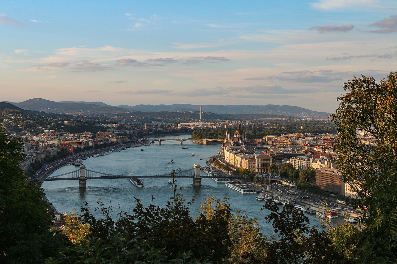 vista di Budapest dal Danubio