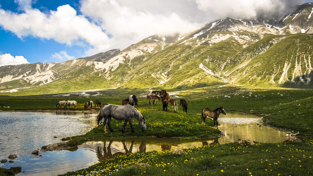 1280px Campo Imperatore, Abruzzo