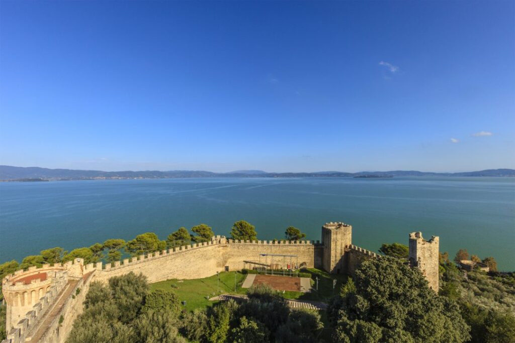 25 lago trasimeno iStock 526853809 1080x720