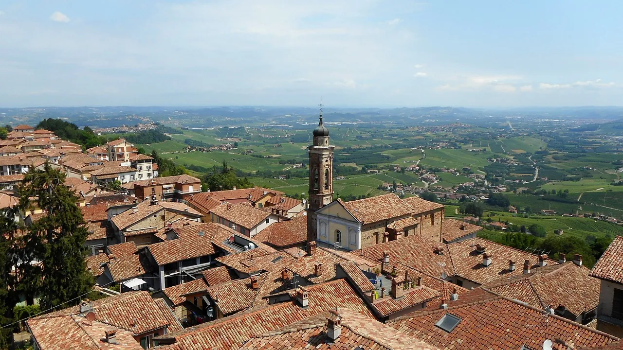 ALBA E DINTORNI COSA VEDERE COSA FARE