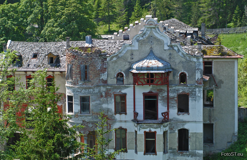 Relax natalizio: le migliori terme alpine per una fuga rigenerante san candido bagni