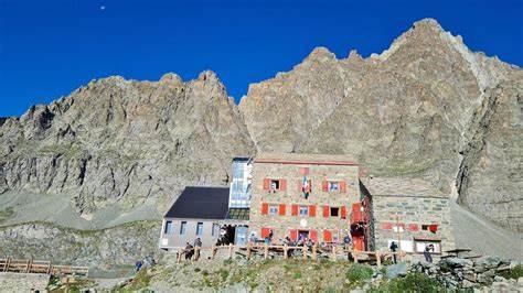 rifugio alpino di Montagna