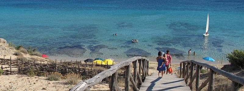 Le 15 spiagge più belle della Puglia da visitare nel 2025 Campo marino di Maruggio