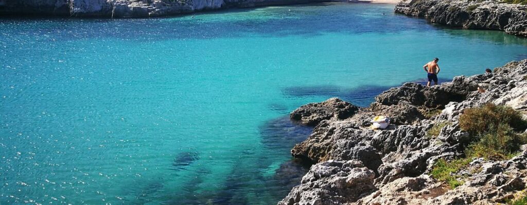 Le 15 spiagge più belle della Puglia da visitare nel 2025 Porto Badisco