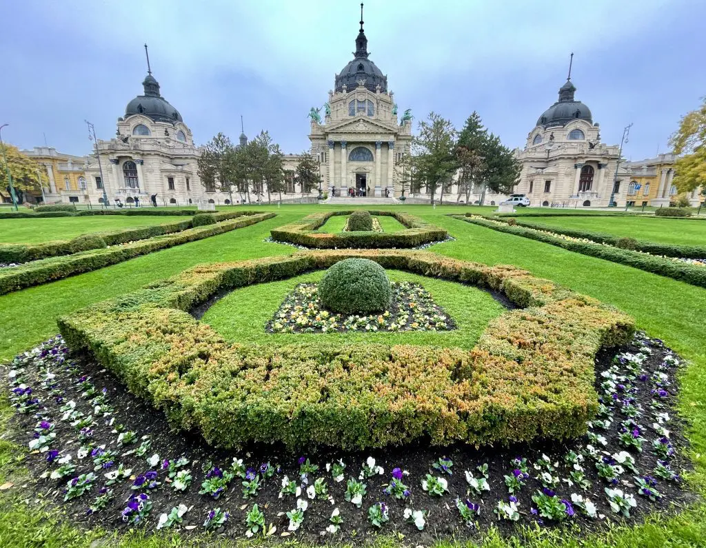 Budapest, Ungheria: La Guida di Viaggio Definitiva Terme di Budapest